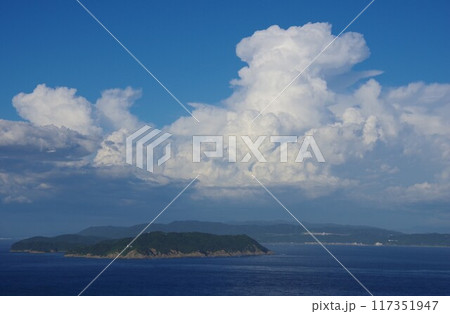 兵庫県淡路島　生石岬から友ヶ島方面を望む 117351947