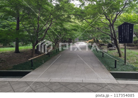 九品仏くほんぶつ　九品山唯在念佛院浄真寺　浄土宗　9体の阿弥陀如来像　梵鐘　東京都世田谷区奥沢   117354085