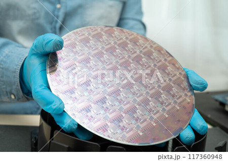 Silicon wafer for manufacturing semiconductor of integrated circuit. 117360948