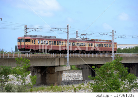 えちごトキめき鉄道413系急行1号 117361338