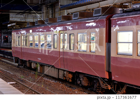 えちごトキめき鉄道413系夜行急行電車 えちごトキめき鉄道413系夜行急行電車 117361677