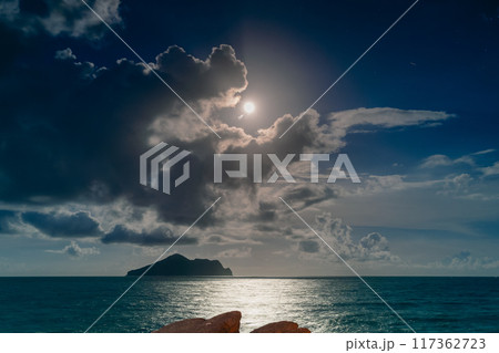 Turtle Island under the moonlight. 117362723