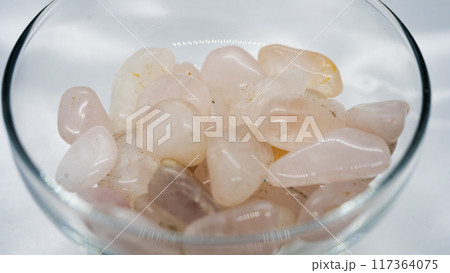 ローズクォーツ　原石 117364075