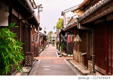 奈良県橿原市今井町の町並 117374424