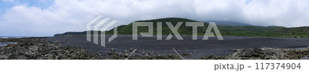 三宅島の海岸の風景 6月 三宅島の海岸の風景 6月 117374904
