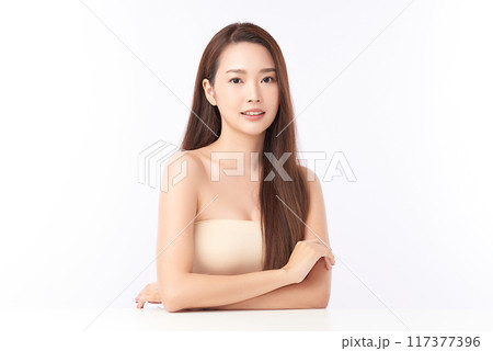 Beautiful young asian woman with clean fresh skin on white background, Face care, Facial treatment, Cosmetology, beauty and spa, Asian women portrait. 117377396