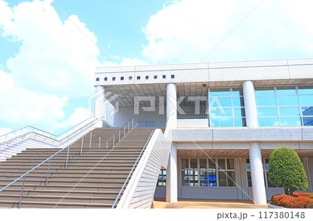 愛知県北名古屋市、北名古屋市総合体育館の風景 愛知県北名古屋市、北名古屋市総合体育館の風景 117380148