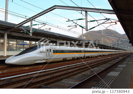 山陽新幹線700系ひかりレールスター車両(三原駅) 山陽新幹線700系ひかりレールスター車両(三原駅) 117380943