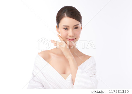 Beautiful young asian woman with clean fresh skin on white background, Face care, Facial treatment, Cosmetology, beauty and spa, Asian women portrait. Beautiful young asian woman with clean fresh skin on white background, Face care, Facial treatment, Cosmetology, beauty and spa, Asian women portrait. 117381330