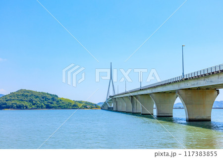 夏の周防大橋 山口県山口市 夏の周防大橋 山口県山口市 117383855