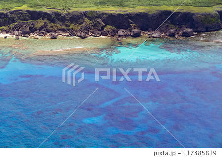 空撮 空から見た与那国の六畳ビーチ 117385819