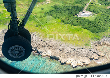 空から見た与那国 117385823