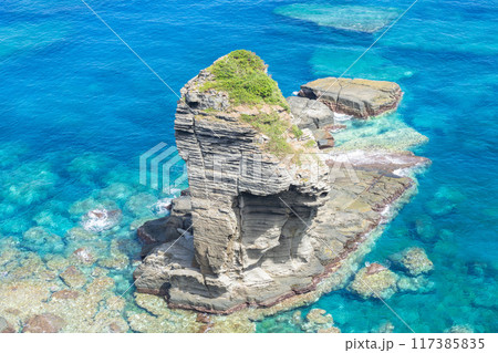 与那国絶景の立神岩 117385835