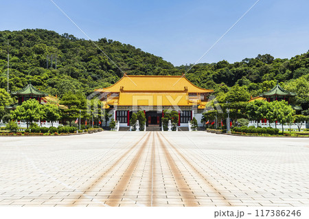 The architectural landscape of the National Revolutionary Martyrs' Shrine in Taipei, Taiwan. 117386246