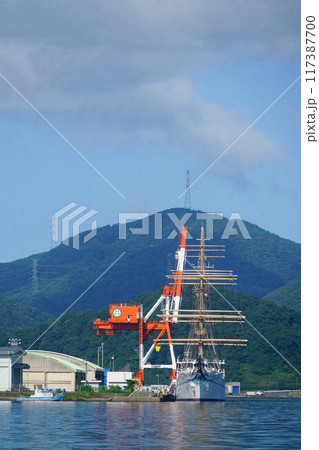 海王丸 敦賀港停泊風景 練習船 海王丸 敦賀港停泊風景 練習船 117387700