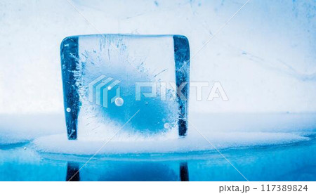 透明感のある氷 透明感のある氷 117389824