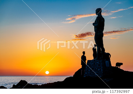 Beautiful sunset in Paul do Mar on the island of Madeira 117392997