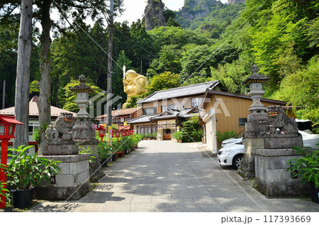 群馬県下仁田町のパワースポット中之嶽神社 群馬県下仁田町のパワースポット中之嶽神社 117393669