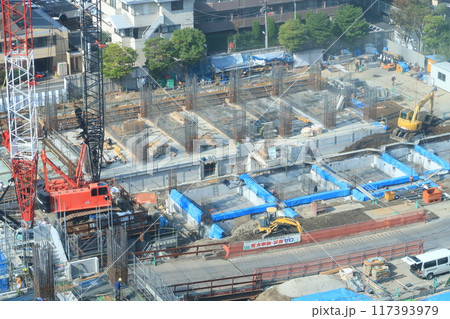 高層マンション建築現場 117393979