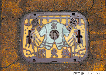 消火栓デザインのマンホール　静岡県 117395308