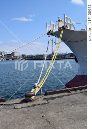 繋留用のボラード 117400981