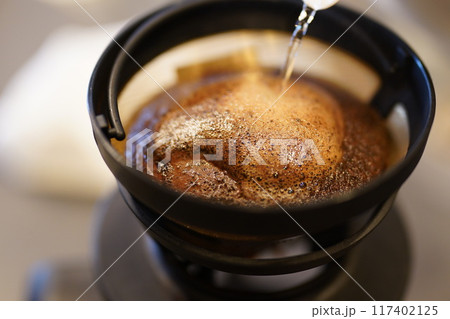 深煎りコーヒーのハンドドリップ 第二投 深煎りコーヒーのハンドドリップ 第二投 117402125
