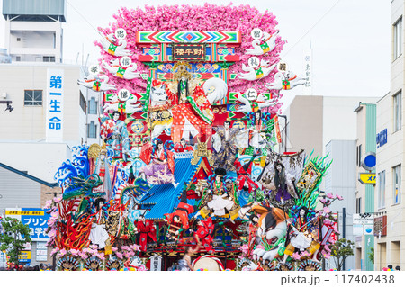 「青森県」豪華絢爛な山車の競演　八戸三社大祭・夏 117402438