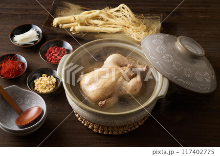 参鶏湯 117402775