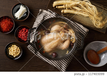 参鶏湯 117403099