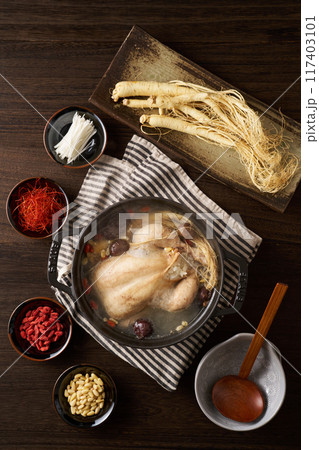 参鶏湯 117403101