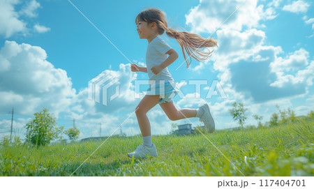 ランニングをする女の子 117404701