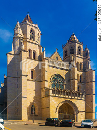Cathedrale Saint Benigne, Dijon. Burgundy region, France 117405049