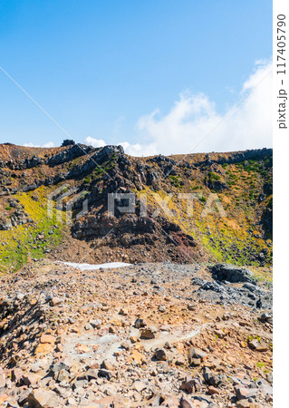 秋の鳥海山登山（新山～七高山） 117405790