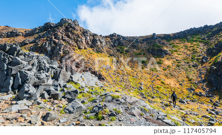 秋の鳥海山登山(新山~七高山) 秋の鳥海山登山(新山~七高山) 117405794