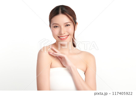 Beautiful young asian woman with clean fresh skin on white background, Face care, Facial treatment, Cosmetology, beauty and spa, Asian women portrait. Beautiful young asian woman with clean fresh skin on white background, Face care, Facial treatment, Cosmetology, beauty and spa, Asian women portrait. 117405922