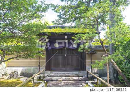 夏の京都洛北　圓通寺　山門（天寿洞） 117406322