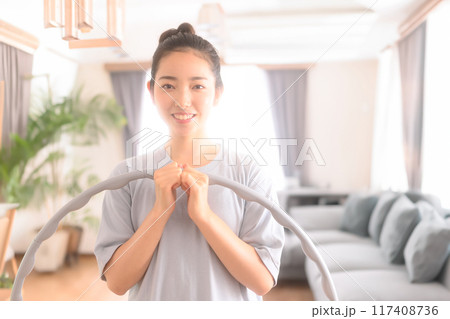 女性ポートレート 117408736
