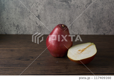 赤い西洋梨スタークリムゾン　イメージ 117409160