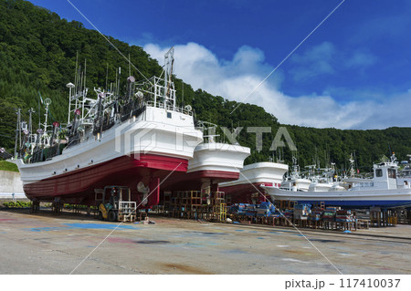 漁船の定期整備　船底塗装 117410037