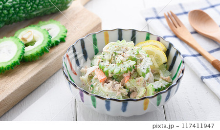 ゴーヤとツナのサラダ 117411947