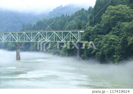 川霧の第二只見川橋梁 117419024