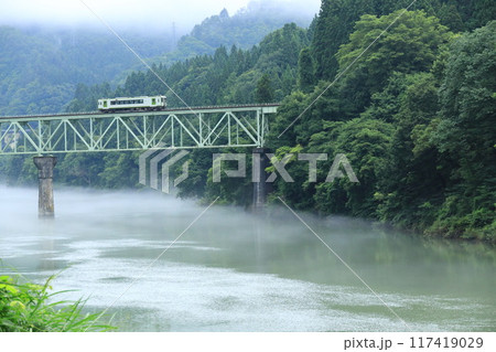 川霧の第二只見川橋梁 川霧の第二只見川橋梁 117419029