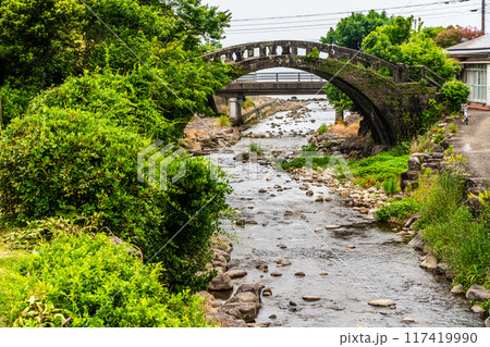 新緑の金浜眼鏡橋　【長崎県雲仙市小浜町】 117419990