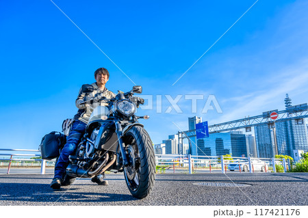 大型アメリカンバイクでツーリング　横浜みなとみらい 117421176