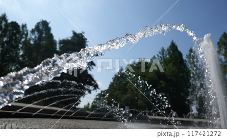 噴水のある公園 117421272