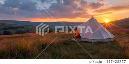 glamping. luxury glamorous camping. glamping in the beautiful countryside 117428277