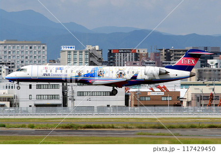 アイベックスエアラインCRJ700福岡空港アプローチ 117429450