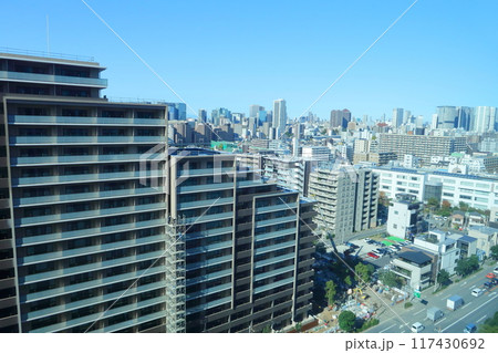 高層マンション建築現場 117430692