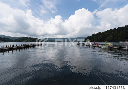 夏の箱根芦ノ湖 夏の箱根芦ノ湖 117431288