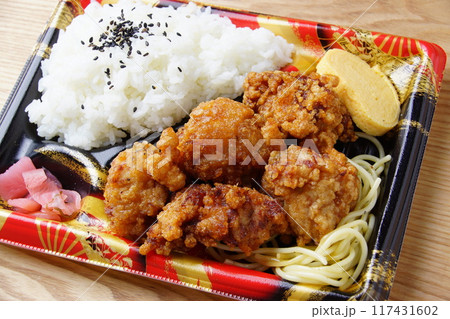 唐揚げ弁当 117431602